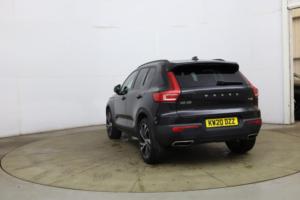 2020 Volvo Xc40 2.0 T5 R-Design Pro Auto AWD Euro 6 (s/s) 5dr in Black — image 5