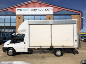 2012 Ford Transit 2.2 Tdci 350 in White — image 4