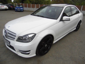 2012 Mercedes-Benz C Class 2.1 C220 Cdi Blueefficiency Amg Sport Plus G-Tronic+ Euro 5 (s/s) 4dr in White — image 3
