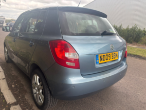 2009 Skoda Fabia 1.4 16v 3 Hatchback 5dr Petrol Manual (155 G/km, 85 Bhp) in Grey — image 5