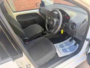 2013 Volkswagen Up! 1.0 Take Up! Euro 5 5dr in White — image 3