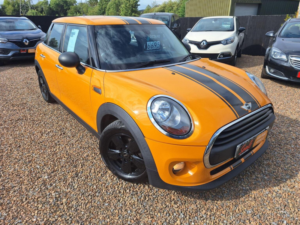 2016 MINI Hatch