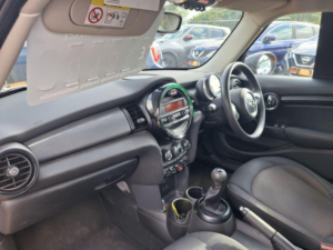 2016 MINI Hatch 1.2 One Euro 6 (s/s) 5dr in Orange — image 3