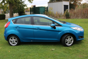 2015 Ford Fiesta 1.3 Zetec in Blue — image 2