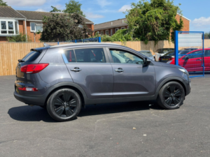 2014 Kia Sportage 1.7 Crdi Ecodynamics 3 in Silver — image 4