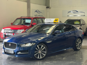 2015 Jaguar Xe 2.0 D R-Sport in Blue — image 4