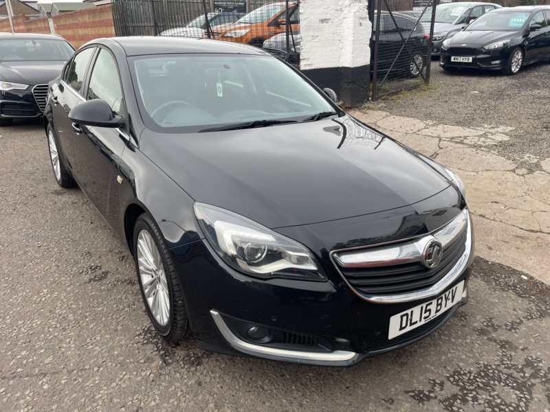 2015 Vauxhall Insignia 2.0l Design Cdti Ecoflex S/s Hatchback 5dr Diesel Manual Euro 6 (138 Bhp) in Black — image 1