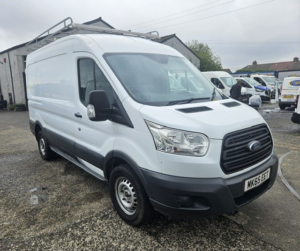 2015 Ford Transit 2.2 Tdci 350 in White — image 3