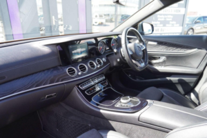 2017 Mercedes-Benz E Class 2.0 E220d Amg Line G-Tronic+ Euro 6 (s/s) 4dr in Grey — image 3