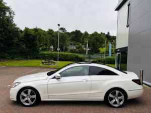 2012 Mercedes-Benz E Class 2.1 E250 Cdi Blueefficiency Se in White — image 6