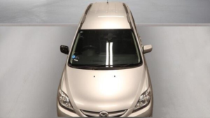 2008 Mazda Mazda5 2.0 Sport 5dr in Silver — image 3