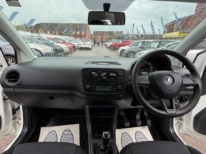 2015 Skoda Citigo 1.0 Mpi Se Euro 6 5dr in White — image 2