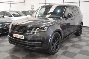 2025 Land Rover Range Rover 3.0 D300 Mhev Se Auto 4WD Euro 6 (s/s) 5dr in Grey — image 2