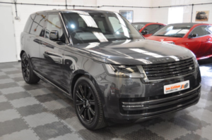 2025 Land Rover Range Rover 3.0 D300 Mhev Se Auto 4WD Euro 6 (s/s) 5dr in Grey — image 4