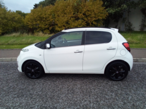 2016 Citroen C1 1.2 Puretech Flair in White — image 5