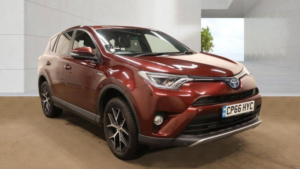 2017 Toyota Rav4 2.5 Vvt-H Icon CVT 4WD Euro 6 (s/s) 5dr (safety Sense, Nav) in Red — image 2