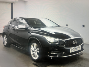 2017 Infiniti Q30