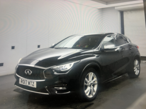 2017 Infiniti Q30 1.5 D Business Executive in Black — image 2