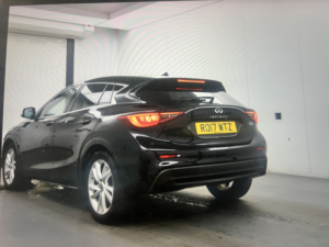 2017 Infiniti Q30 1.5 D Business Executive in Black — image 5