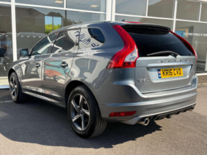 2016 Volvo Xc60 2.4 D5 R-Design Lux Nav Auto AWD Euro 6 (s/s) 5dr in Grey — image 2