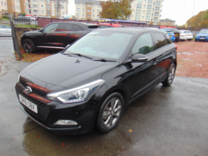 2016 Hyundai I20 1.4 I20 Prem 1.4 100ps * Mot October 2027 * 8 Service Stamps * Finance Available * Free 6 Months War in Black — image 6