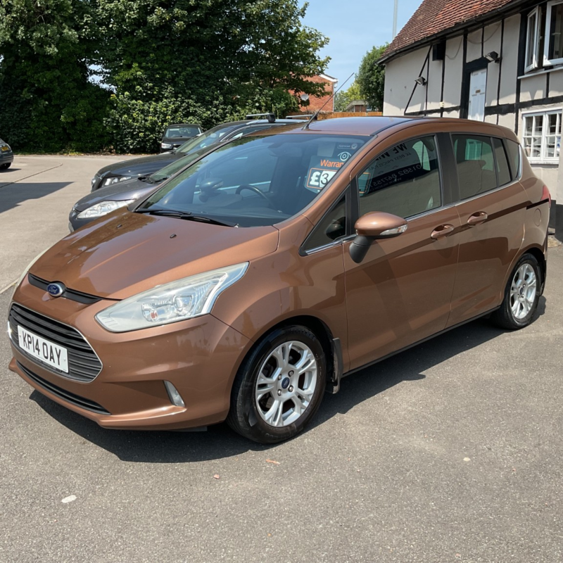 2014 Ford B-Max 1.5 Tdci Zetec in Gold — image 1