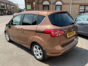 2014 Ford B-Max 1.5 Tdci Zetec in Gold — image 6