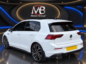 2022 Volkswagen Golf 2.0 Tdi Gtd in White — image 2