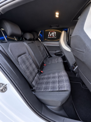 2022 Volkswagen Golf 2.0 Tdi Gtd in White — image 4
