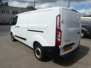 2022 Ford Transit Custom 2.0 340 Ecoblue Leader L2 H1 Euro 6 (s/s) 5dr in White — image 6