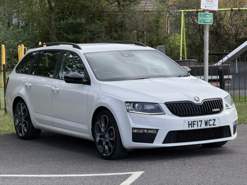 2017 Skoda Octavia 2.0 Tdi Vrs in White — image 1