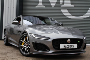 2022 Jaguar F-Type 5.0 V8 R 575 AWD in Grey — image 4