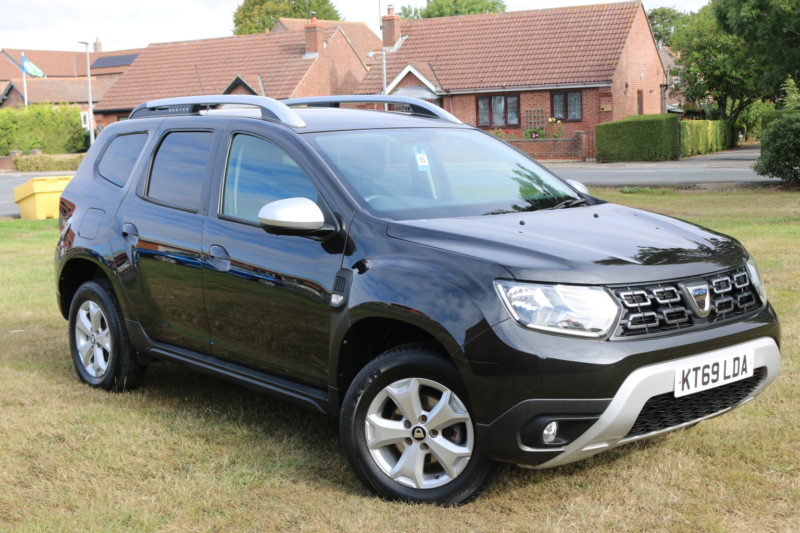 2019 Dacia Duster 1.5 Comfort Blue Dci 115 4x2 My19 in Black — image 1