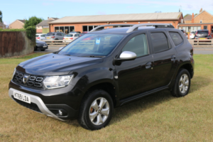 2019 Dacia Duster 1.5 Comfort Blue Dci 115 4x2 My19 in Black — image 4