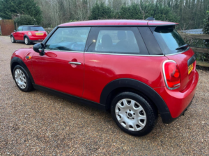 2015 MINI Hatch 1.2 One Euro 6 (s/s) 3dr in Red — image 4