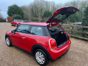 2015 MINI Hatch 1.2 One Euro 6 (s/s) 3dr in Red — image 6