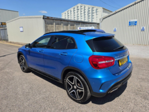 2016 Mercedes-Benz Gla 2.1 Gla220d Amg Line (premium Plus) 7g-Dct 4matic Euro 6 (s/s) 5dr in Blue — image 4