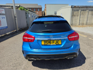 2016 Mercedes-Benz Gla 2.1 Gla220d Amg Line (premium Plus) 7g-Dct 4matic Euro 6 (s/s) 5dr in Blue — image 5