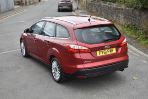 2011 Ford Focus 2.0 Tdci Titanium X Estate 5dr Diesel Powershift Euro 5 (163 Ps) in Red — image 6