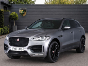 2019 Jaguar F-Pace 2.0 D180 R-Sport Auto AWD Euro 6 (s/s) 5dr in Grey — image 3