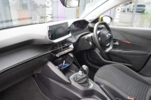 2020 Peugeot 208 1.2 Puretech Active Euro 6 (s/s) 5dr in Yellow — image 3
