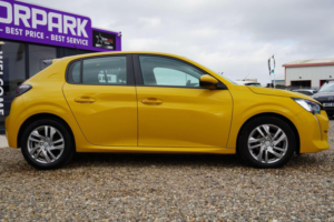 2020 Peugeot 208 1.2 Puretech Active Euro 6 (s/s) 5dr in Yellow — image 6
