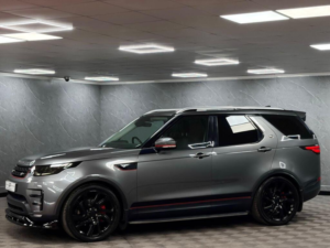 2017 Land Rover Discovery 3.0 Td V6 Hse Auto 4WD Euro 6 (s/s) 5dr in Grey — image 3