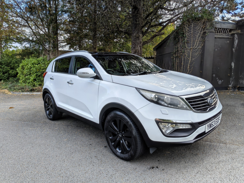 2013 Kia Sportage 1.7 Crdi Ecodynamics 3 in White — image 1