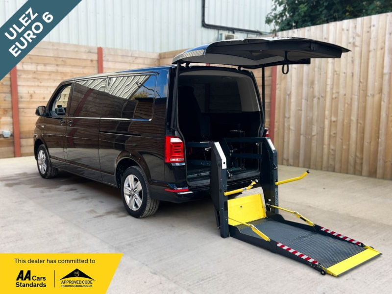2018 Volkswagen Transporter 3 SEAT Auto Passenger Up Front Wheelchair Accessible Disabled Access Vehicle Wav in Black — image 1