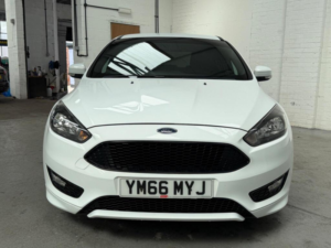 2017 Ford Focus 1.5 Tdci St-Line Hatchback 5dr Diesel Manual Euro 6 (s/s) (120 Ps) in White — image 2