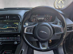 2019 Jaguar F-Pace 3.0 D300 V6 300 Sport Auto AWD Euro 6 (s/s) 5dr in Black — image 6