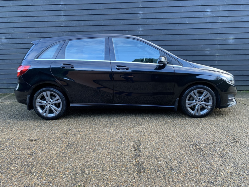 2018 Mercedes-Benz B Class 1.6 B200 Exclusive Edition (plus) MPV 5dr Petrol 7g-Dct Euro 6 (s/s) (156 Ps) in Black — image 1