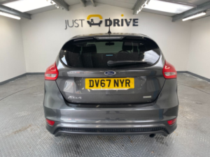 2017 Ford Focus 1.5t Ecoboost St-Line Hatchback 5dr Petrol Manual Euro 6 (s/s) (150 Ps) in Grey — image 4