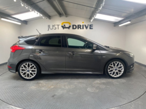 2017 Ford Focus 1.5t Ecoboost St-Line Hatchback 5dr Petrol Manual Euro 6 (s/s) (150 Ps) in Grey — image 6
